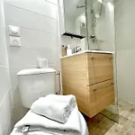 « Cosy Vieille » Refait A Neuf Lägenhet *